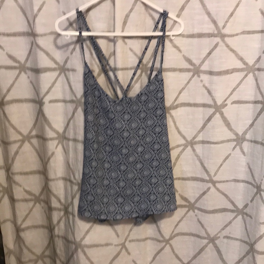 Hollister: medium blue patterned tanktop